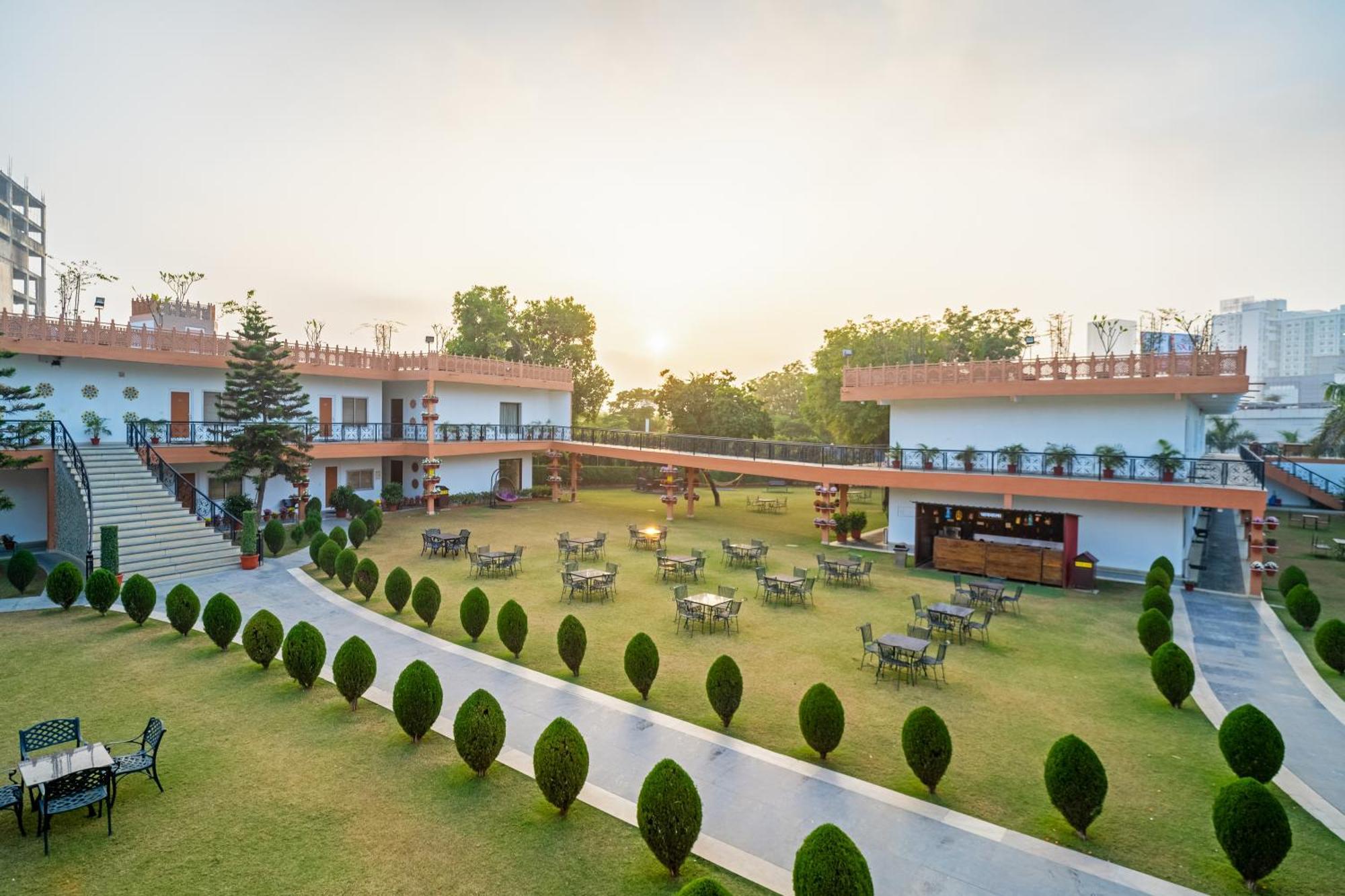 Aapno Ghar Resort & Amusement Park Gurgaon Zewnętrze zdjęcie
